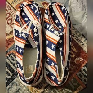 Red White Blue Flag 39 (8.5) Tennis Shoe